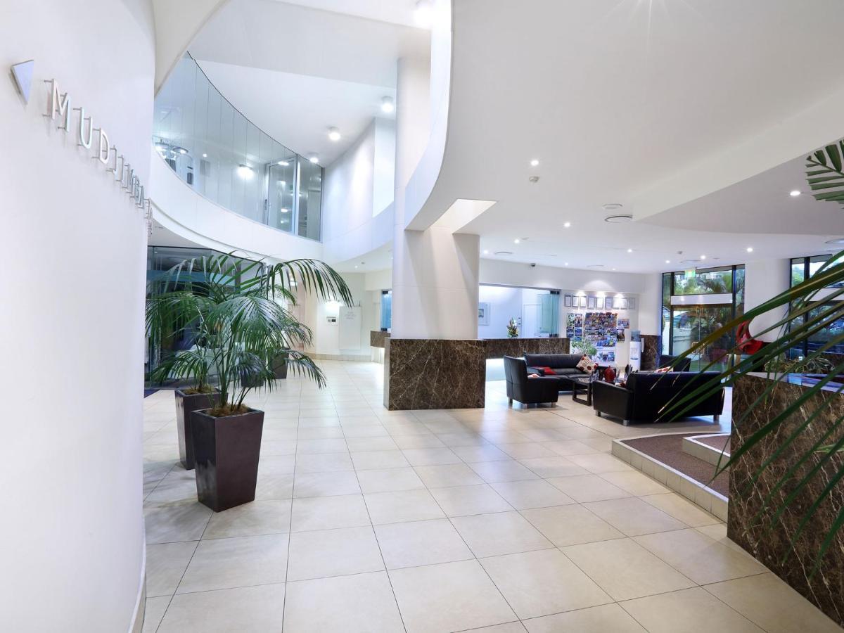 Peninsular Beachfront Resort Мулулаба Екстериор снимка