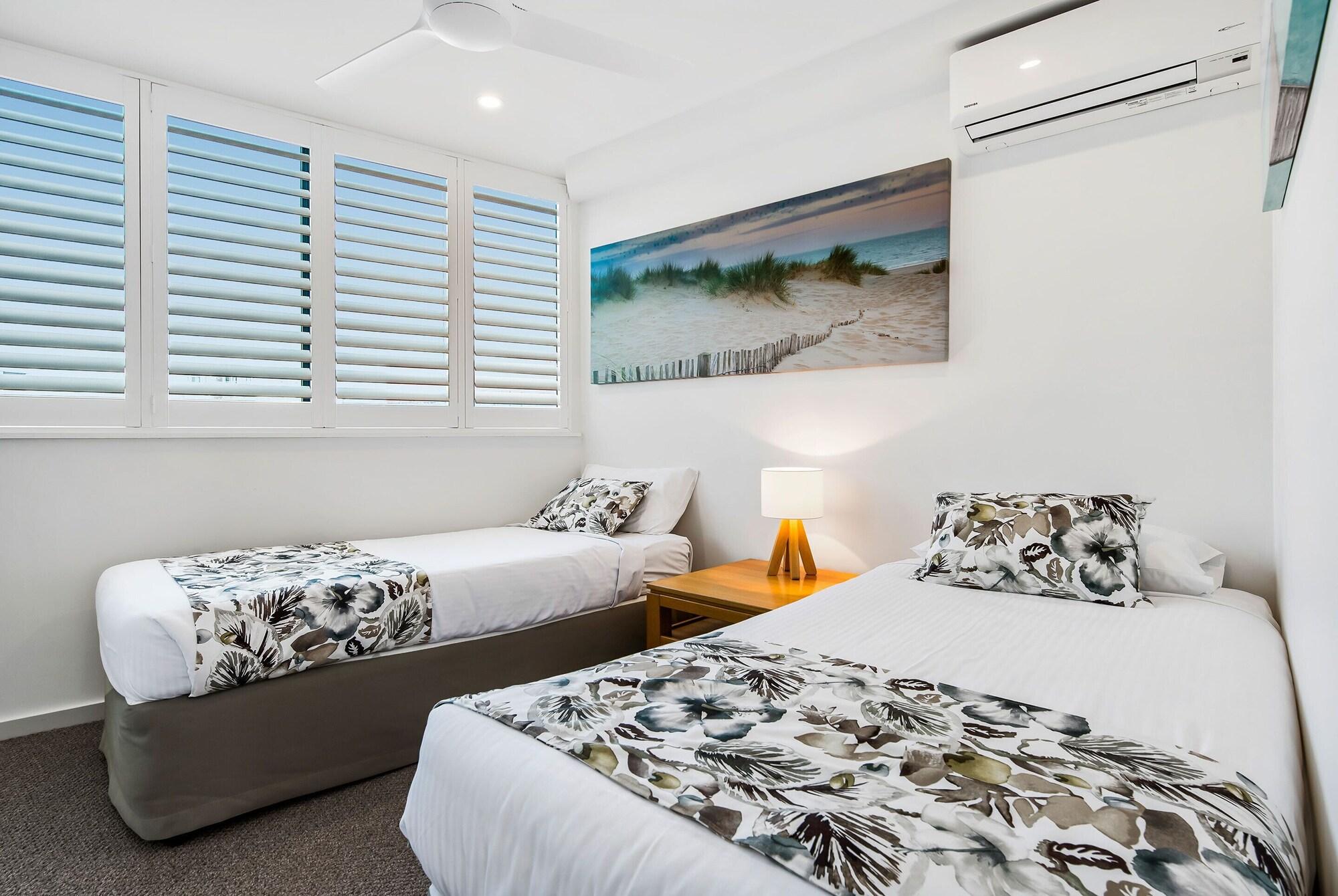 Peninsular Beachfront Resort Мулулаба Екстериор снимка